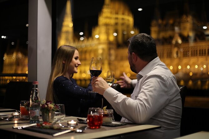 4 Course Dinner Cruise with Operetta, Folk Show and Welcome Drink - Seats, Views, and Photo Strategy (Without Overpaying Yourself Into Frustration)