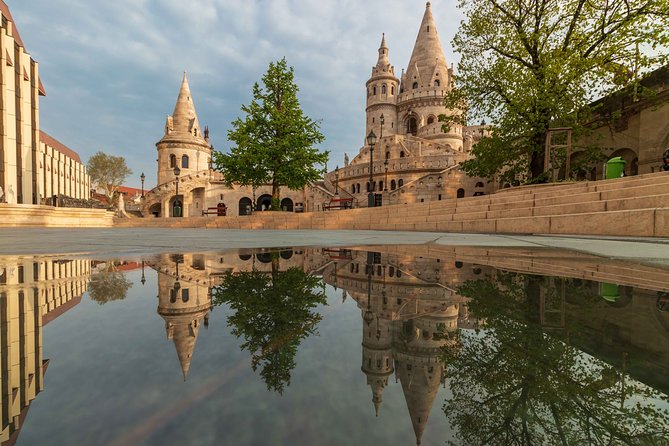 4 hours long private minivan tour in Budapest - Hungarian Parliament Building and Szabadság tér: When Pest Turns Ceremonial