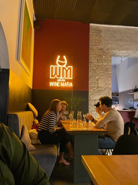 6-Tier Hungarian Wine Tasting at a Cozy Community Table - What You’re Actually Buying: A Cozy 6-Wine Evening