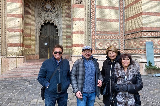 A Journey through Jewish Budapest - Private Walking Tour - Dohány Street Synagogue: the big Moorish Revival complex and what to look for