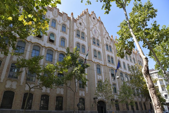 All day city tour in Budapest - Price and value: what $470.61 per group gets you
