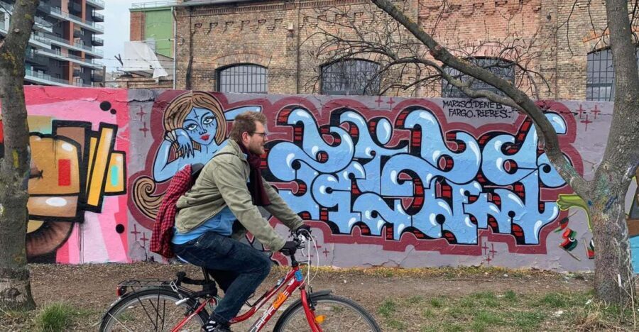 Alternative Bike tour: Graffiti Wall and Peace - Key things worth knowing before you go