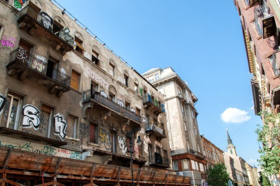 Alternative Budapest Walking Tour - Key things that make this tour worth your time