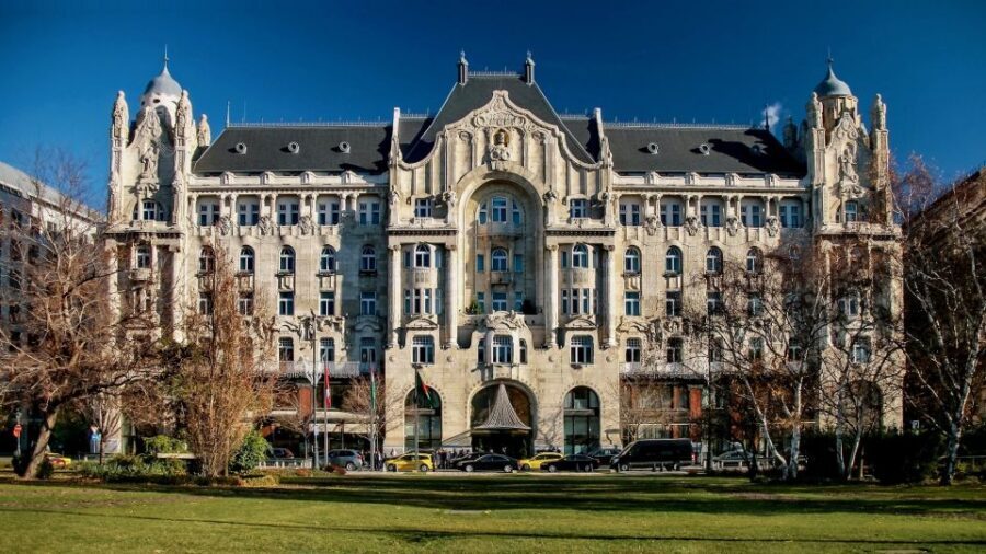 Art Nouveau Tour in Budapest: 3-Hour Private Tour - Why Art Nouveau in Budapest feels different than elsewhere
