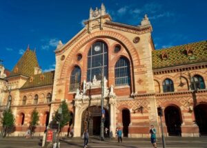 Art Nouveau Tour in Budapest: 3-Hour Private Tour - What you’ll notice on the street: decorative façades with a purpose
