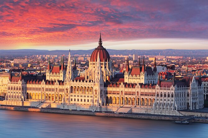 Best of Budapest Tour - Fisherman’s Bastion and Matthias Church: The Best “Pay Once, See Forever” Combo