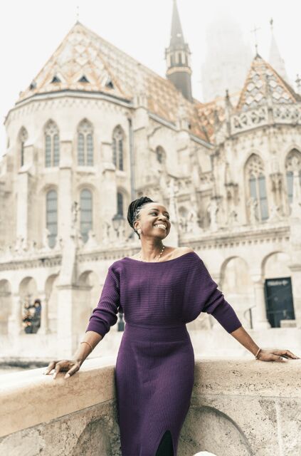 Buda Castle: Private photoshoot with a local guide - Buda Castle photo stop: 40 minutes for your main set