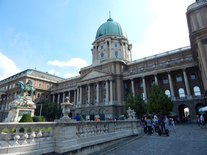 Buda Castle: Private Walking Tour - Price and value: $471 per group for four hours