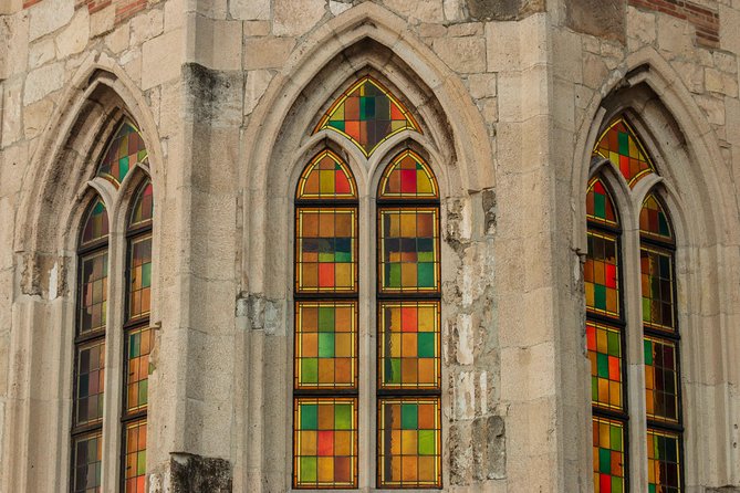Buda Castle Quarter Walking Tour - Stop 6: National Archives Roof Colors and the Turn Back Near Mary Magdalene Church