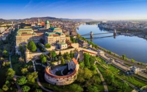 Budapest: 3-hour City Tour with Castle Walk + 1-hour Cruise - Parliament to Heroes’ Square: the city’s headline sights, in the right order
