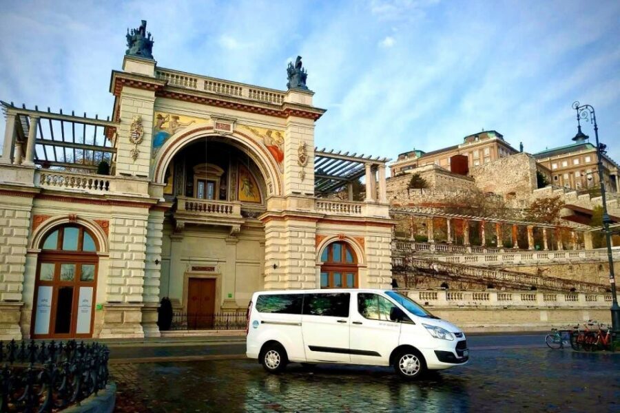 Budapest: 3-Hour Grand City Tour and Castle Walk - Key points that make this tour worth your time