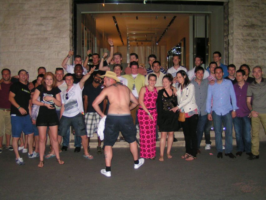 Budapest: 5-Hour Pub Crawl through Ruin Bars - 5 Hours of Ruin-Bar Fun Starting at Oktogon tér 1