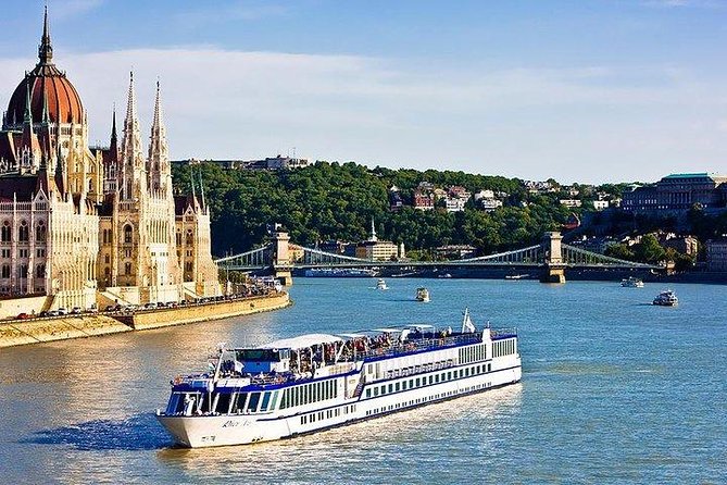 Budapest Airport Private Departure Transfer : City to Airport - Private Budapest airport transfer: what you’re really buying