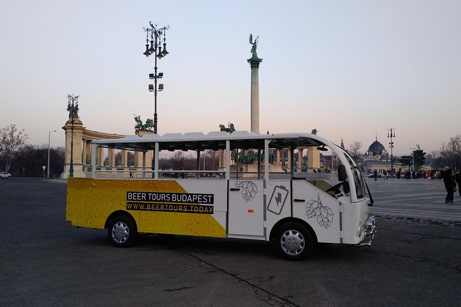 Budapest BeerBus Tour 60 Minutes Private Experience - Városliget Park and Budapest Zoo: the oldest zoo vibe, right in the city
