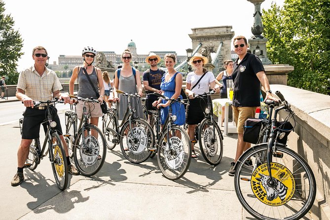Budapest Bike Tour - The Pest Ramp-Up: Great Synagogue and Downtown Squares