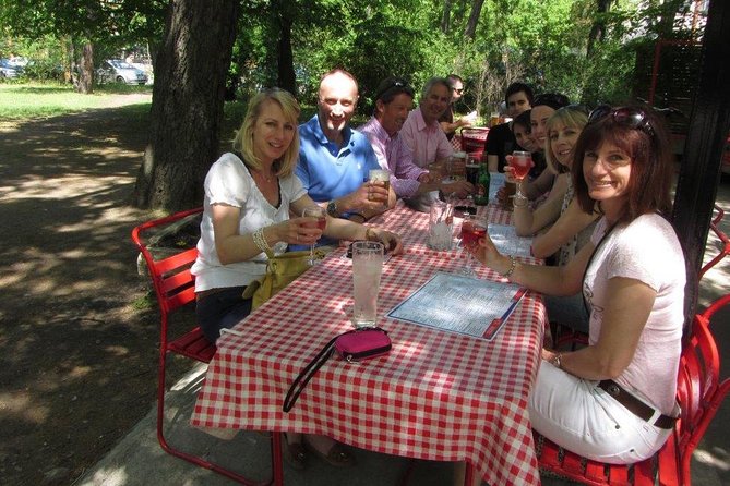 Budapest Bike Tour with Hungarian Goulash - Your ride basics: bike, helmet, pace, and meeting spot