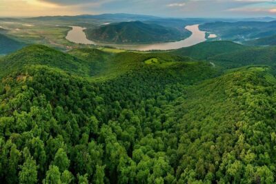 Budapest-Bratislava One-Way Sightseeing Transfer - Your private A/C vehicle and luggage-friendly pickup/drop-off