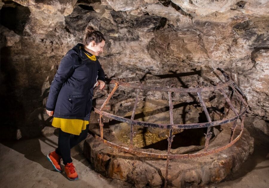 Budapest: Buda Castle Cave Tour - What the 40 minutes to 1.5 hours route feels like underground