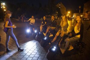 Budapest: Buda Castle E-Scooter Evening Tour - What Riding at Sunset Changes in Budapest