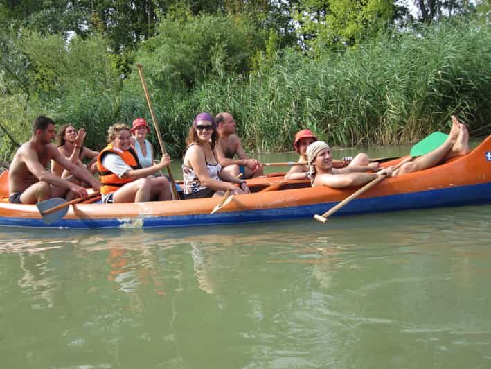 Budapest: Canoeing the Danube w or wo Sauna or Danube Beach - What to bring (and what you can skip trusting yourself to)
