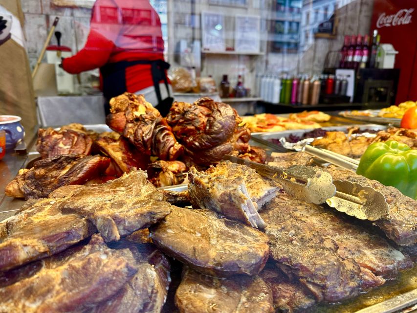 Budapest: Christmas Market Guided Walking Tour with Tastings - Key things I’d plan around