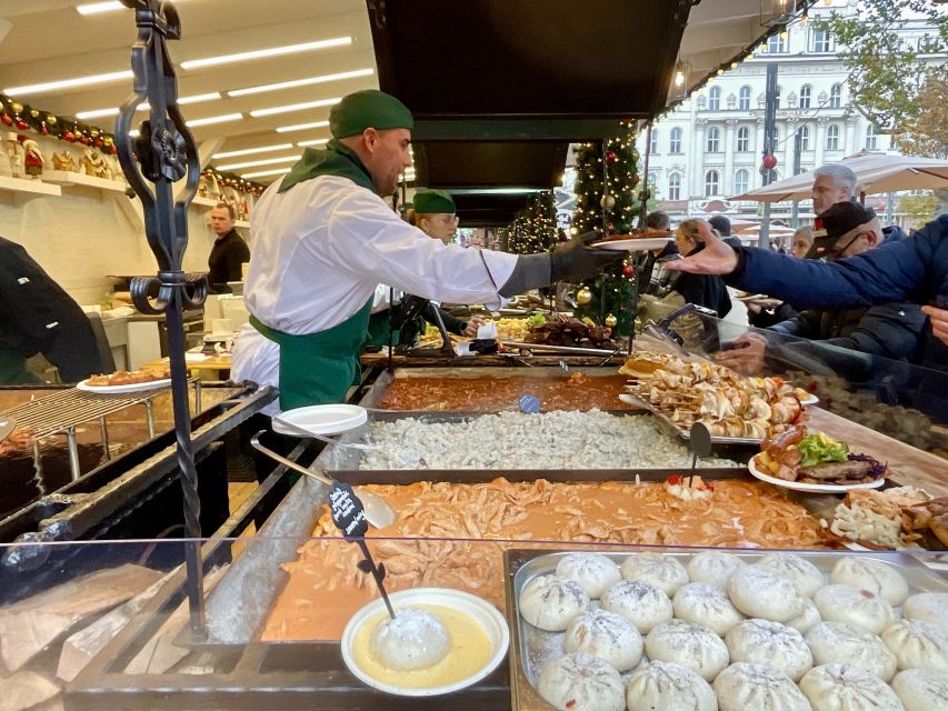 Budapest: Christmas Market Guided Walking Tour with Tastings - The tastings that actually carry the tour