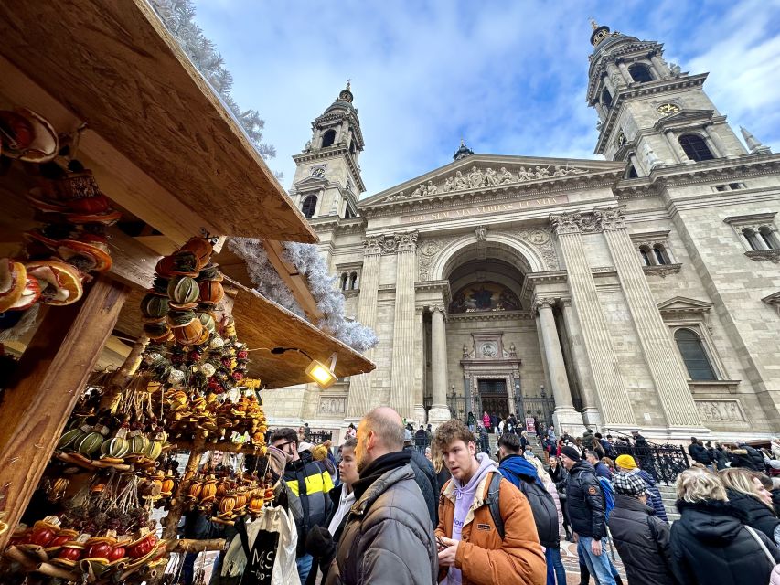 Budapest: Christmas Market Guided Walking Tour with Tastings - More than eating: what to look for in the Christmas markets