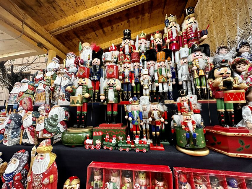 Budapest: Christmas Market Guided Walking Tour with Tastings - Who this tour suits best