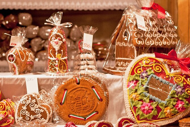 Budapest Christmas Market Tour with Basilica visit & Chimney cake - Why this 4:30 pm walk works so well in Budapest