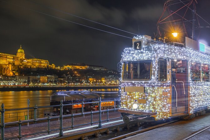 Budapest Christmas Market Tour with Basilica visit & Chimney cake - St. Stephen’s Basilica: the main event with video mapping