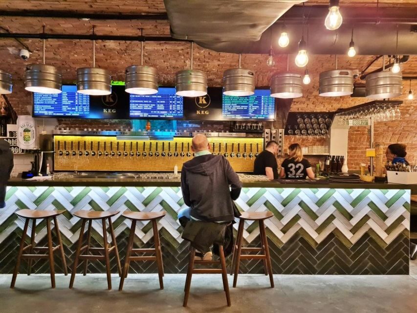 Budapest Craft Beer Tour - Meeting at OTP Bank: easy start, less stress