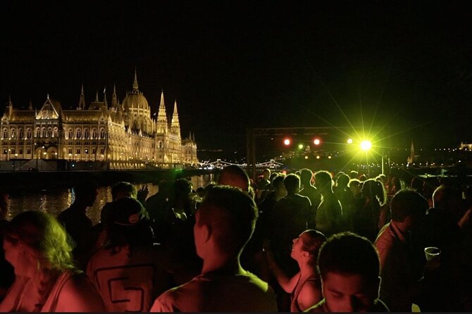 Budapest Danube Cruise with DJ, Drinks and After Party - What it’s like on a Budapest Danube party cruise at night