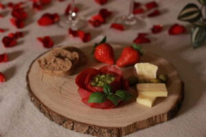 BUDAPEST, Day Spa : Couples Massage with Roses Bubble Bath - The Palo Santo ritual: setting the mood before the massage