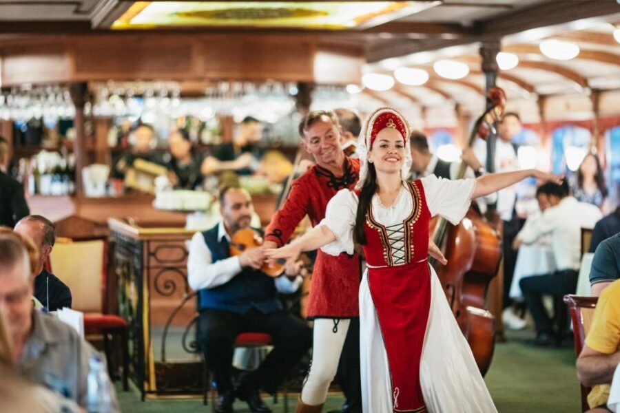 Budapest: Dinner Cruise with Live Music and Folk Dance Show - Danube night views: from Parliament to Buda Castle