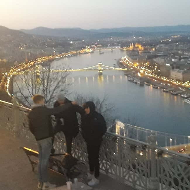 Budapest: Evening Castle Hill Tour with Fishermen's Bastion - Meeting at St Anne Church (Batthyány tér) and the van ride up