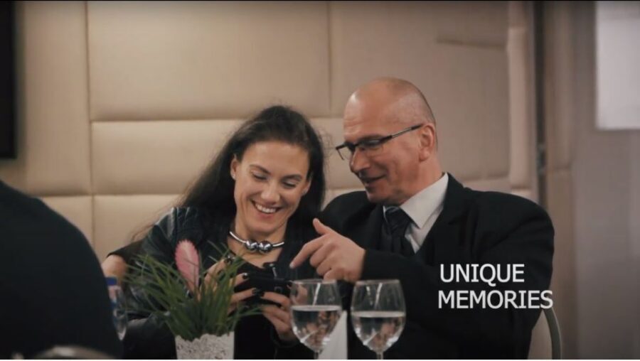 Budapest: Evening Cruise and Dinner with Welcome Drink - 4-Course Dinner with Table Service: What It’s Like (and What to Order)