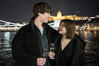 Budapest Evening Cruise with Entertainment and Drink Options - Choosing your drink package (and matching it to your vibe)