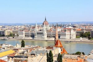 Budapest: Guided City Tour by E-Bike - Meeting Near Astoria: What the Start Feels Like