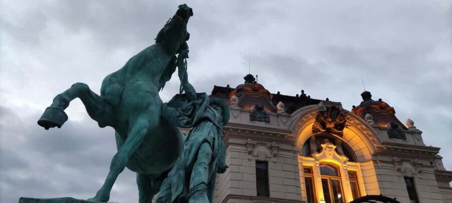 Budapest: Guided City Walking Tour in Buda and Pest - The Royal Castle Area and the Former Government District