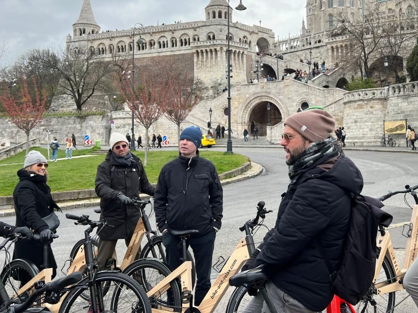 Budapest: Guided Downtown Electric Bike Tour - Back to Pest via Liberty Bridge: a simple way to re-center your trip