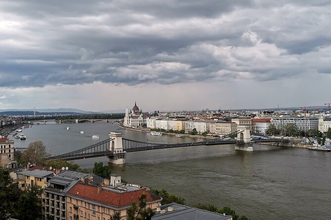Budapest Highlights Private E-bike Tour - Danube views, Parliament, and the ride through Margaret Island