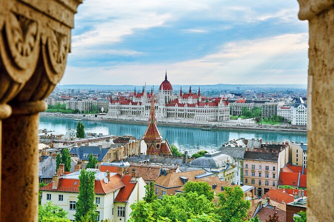 Budapest Highlights Self guided scavenger hunt and Walking Tour - Who should book this Budapest scavenger hunt