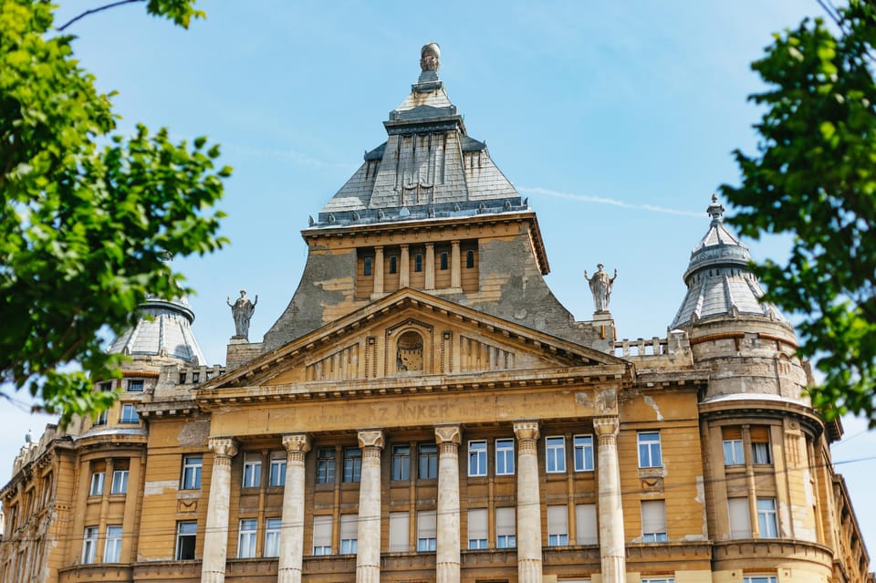 Budapest: Jewish History Guided Walking Tour with Historian - Synagogue Exteriors You’ll See: Kazinczy, Rumbach, and Dohány