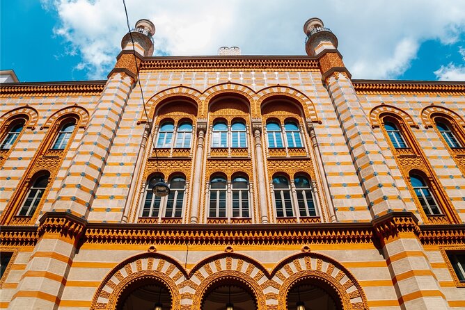 Budapest (Jewish Quarter) Scavenger Hunt and Self-Guided Tour - The Walk Between Stops: Ruin Pub Energy and a Natural Rhythm