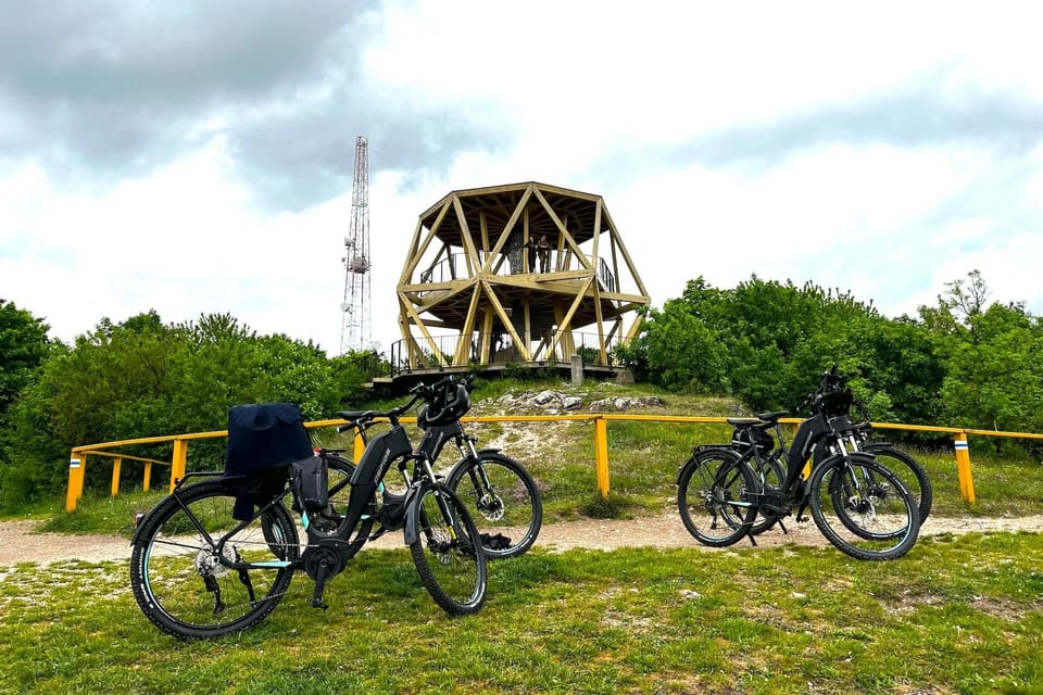 Budapest: Premium E-Bike Rental - What $32 per person gets you (and the deposit you must plan for)