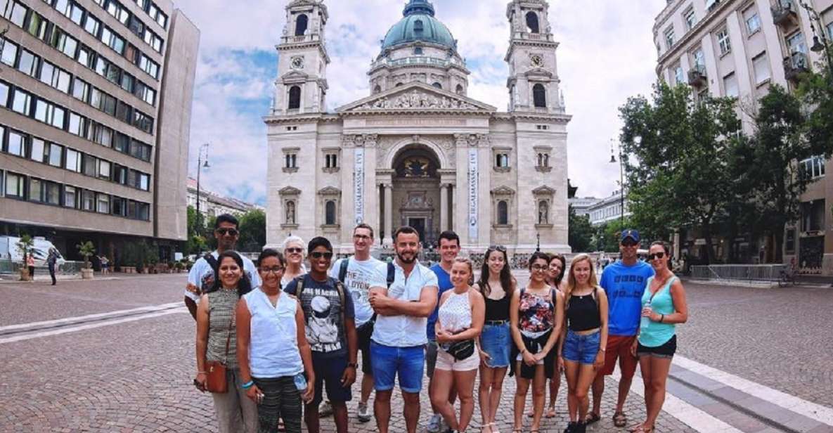 Budapest: Private 3-hour Guided City Tour by Bus - Meeting up and riding: how the private format helps