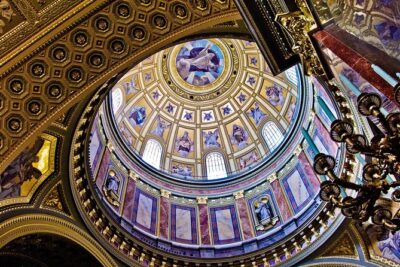 Budapest Private 4 Hour City Tour Experience with a car / van - Price and value: what $124.82 per person buys