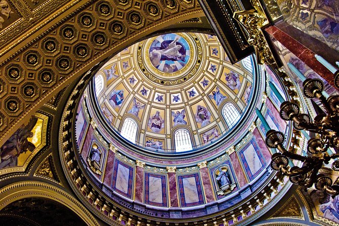 Budapest Private 4 Hour City Tour Experience with a car / van - Price and value: what $124.82 per person buys