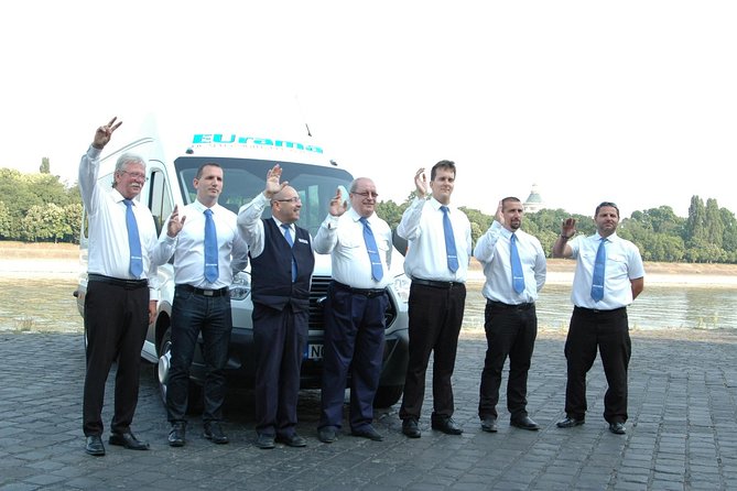 Budapest Private Airport Transfer to City or to BUD Airport Door 2 Door - Going from the airport to the city: set your pickup time with luggage in mind
