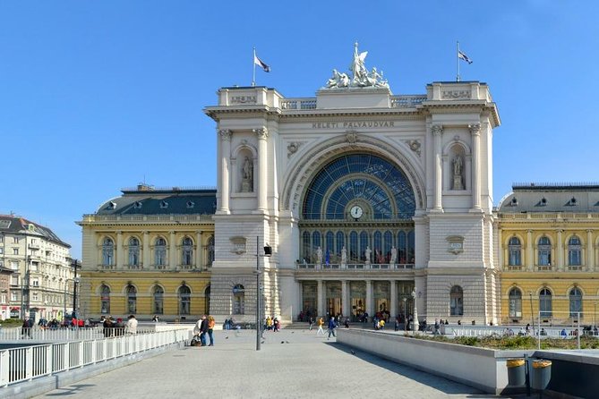 Budapest Private Arrival Transfer: Railway station to hotels - Vehicle Comfort and Luggage Limits (Read This Part Carefully)